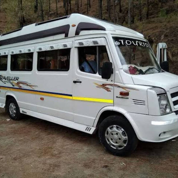 Tempo Traveler